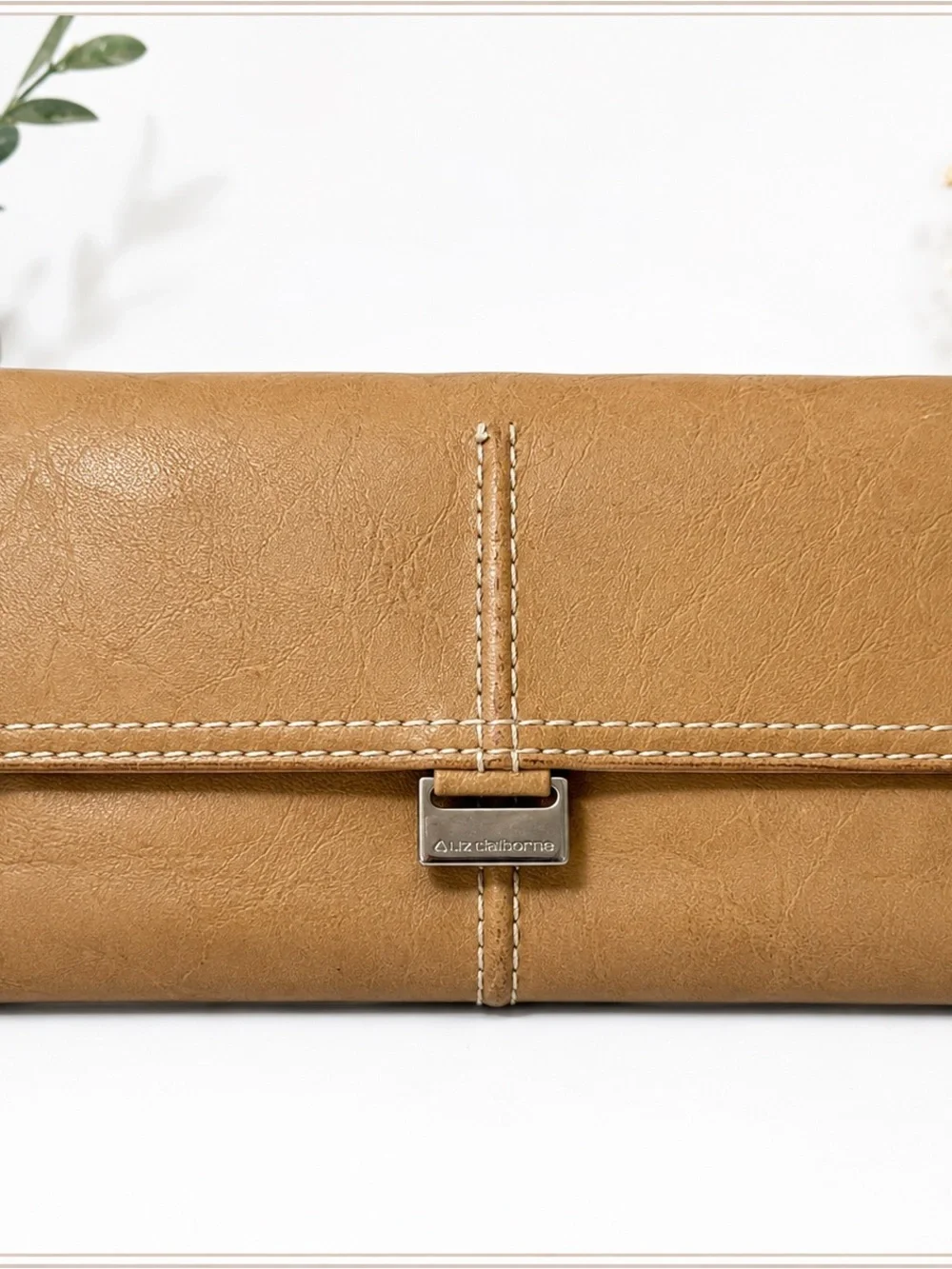 Liz Claiborne Vintage Tan Beige Wallet Organizer Clutch Snap Zip Bifold